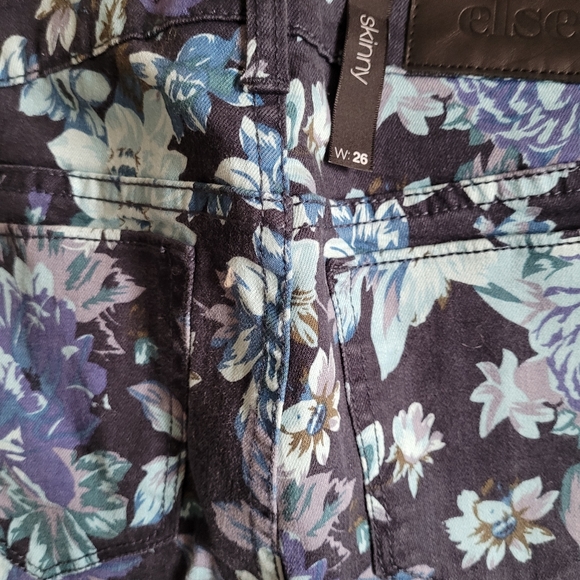 ELSE FLORAL SKINNY JEANS SIZE 26w - Picture 8 of 11